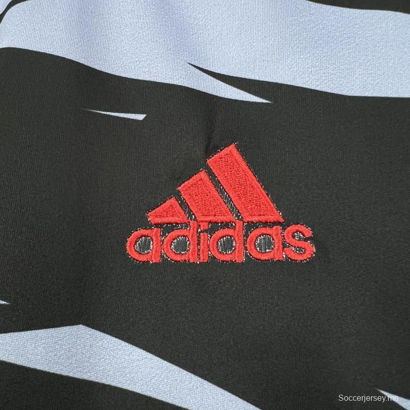 القميص الثالث لفريق بنفيكا طراز 2021/22