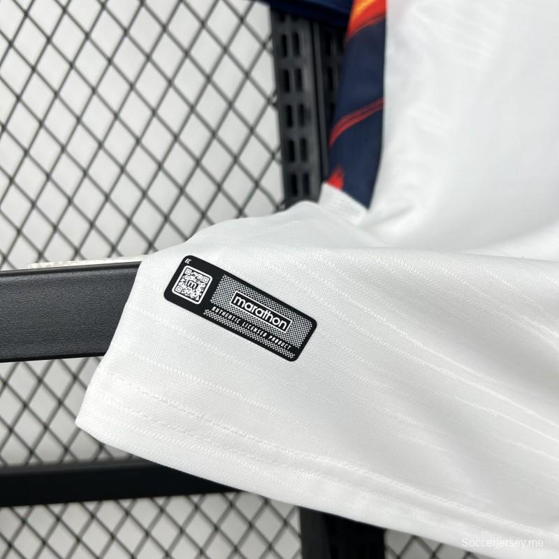 القميص الثالث لمنتخب الإكوادور للرجال في كأس العالم 2026