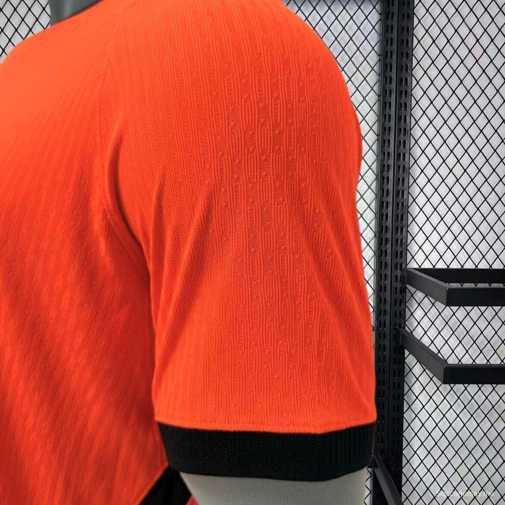 2026  قميص المنتخب الهولندي الرجالي للمباريات على أرضه في كأس العالم