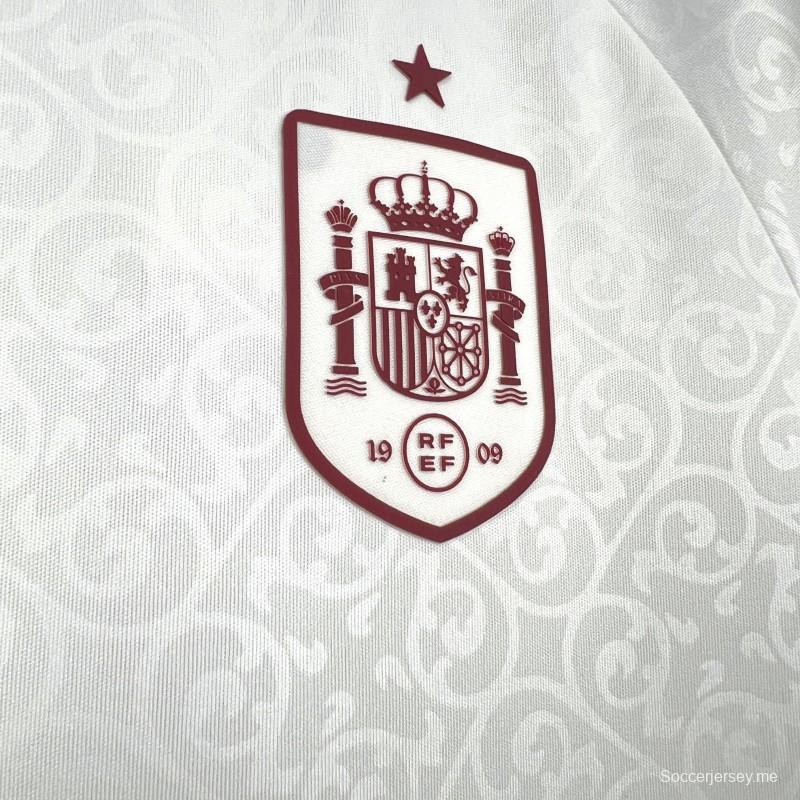 الزي الخارجي لمنتخب إسبانيا للأطفال في كأس العالم 2026