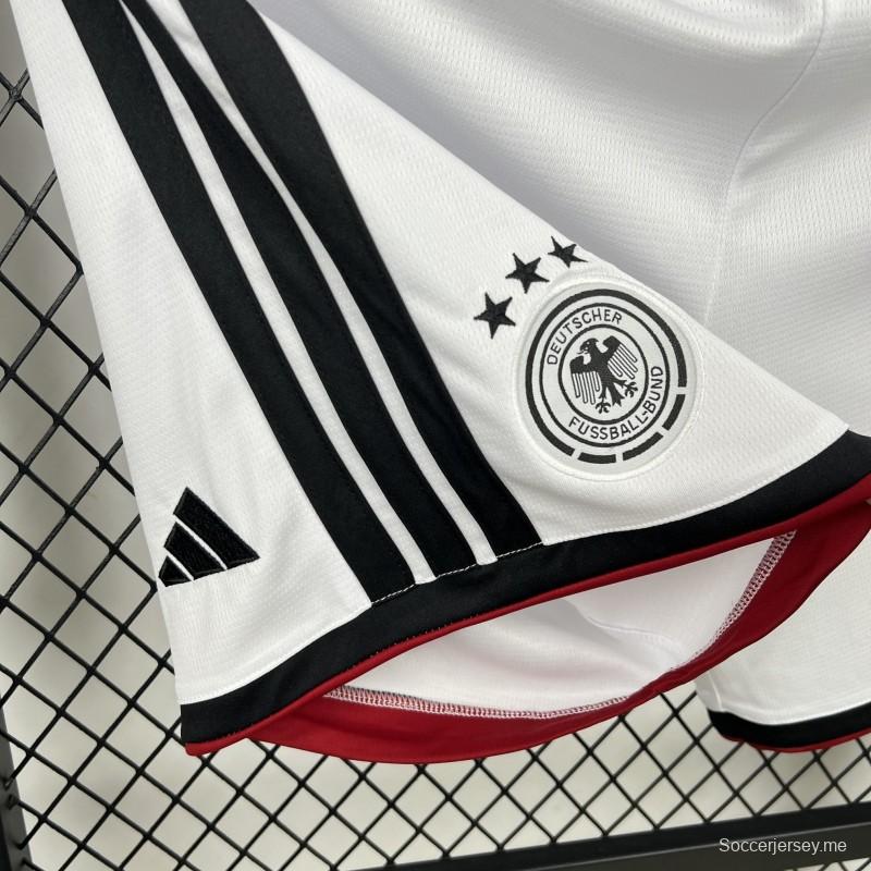 شورتات المنتخب الألماني للرجال للمباريات على أرضه في كأس العالم 2026