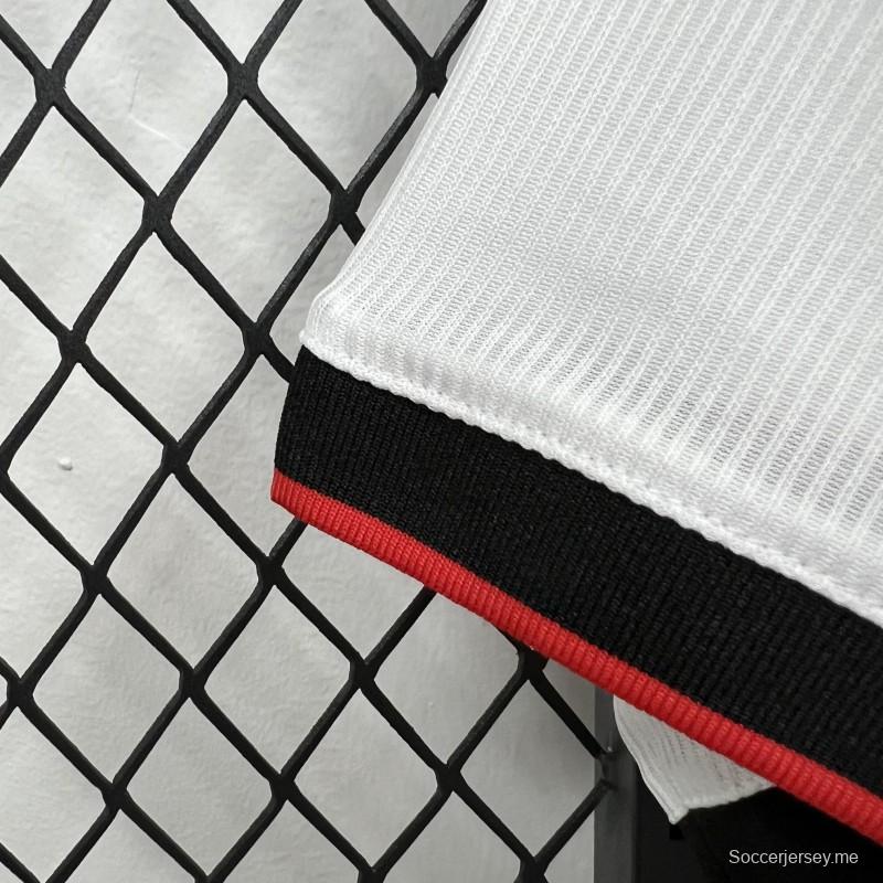 قميص بنفيكا الخاص لموسم 2025/26