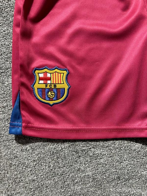 قميص برشلونة للأطفال طراز ريترو 05/06 ذو الأكمام الطويلة للعب على أرض الفريق في دوري أبطال أوروبا