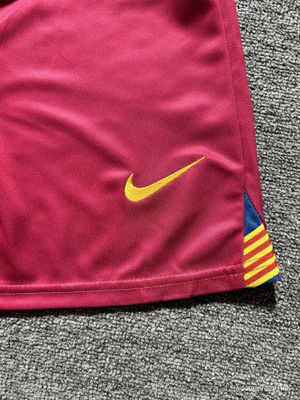 قميص برشلونة للأطفال طراز ريترو 05/06 ذو الأكمام الطويلة للعب على أرض الفريق في دوري أبطال أوروبا
