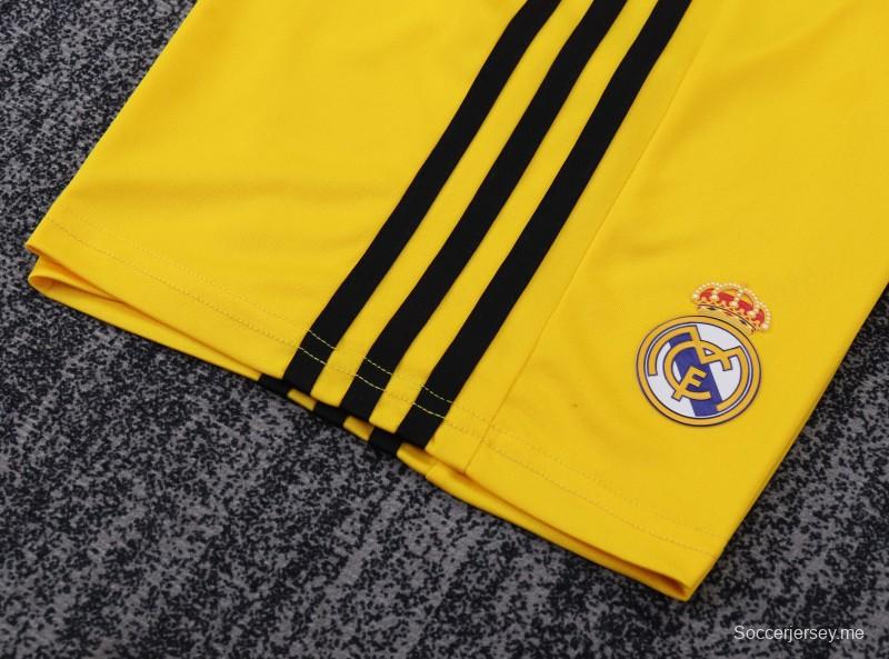 قميص حارس مرمى ريال مدريد للأطفال مقاس 11/12 باللون الأصفر من طراز ريترو