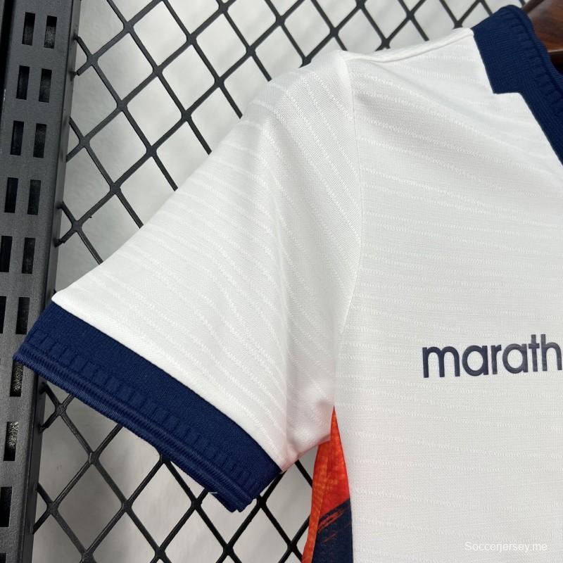 الزي الثالث لفريق إكوادور للأطفال في كأس العالم 2026