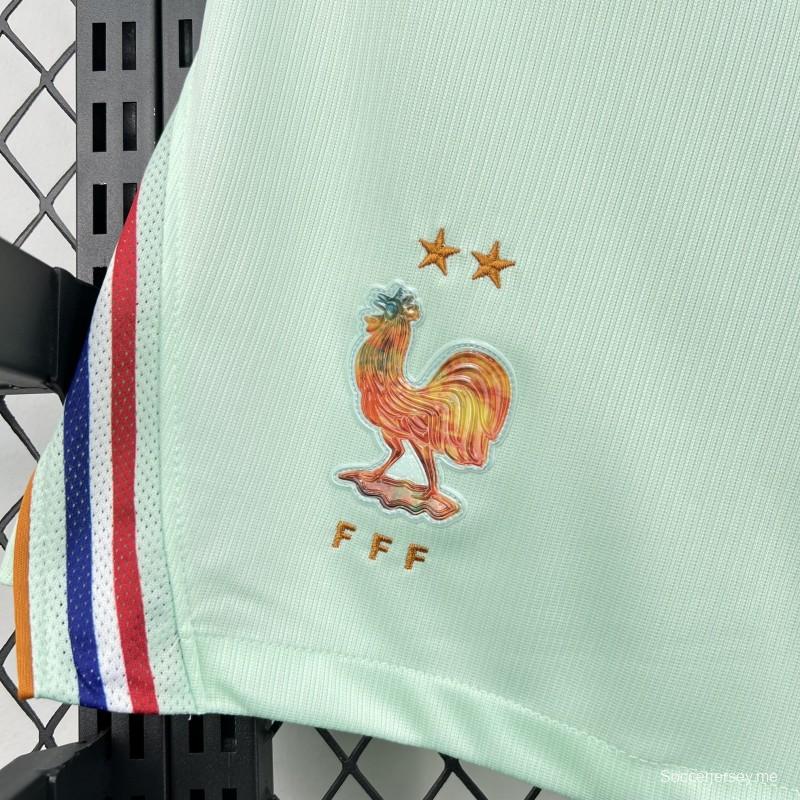 شورتات المنتخب الفرنسي للرجال للمباريات خارج أرضه في كأس العالم 2026