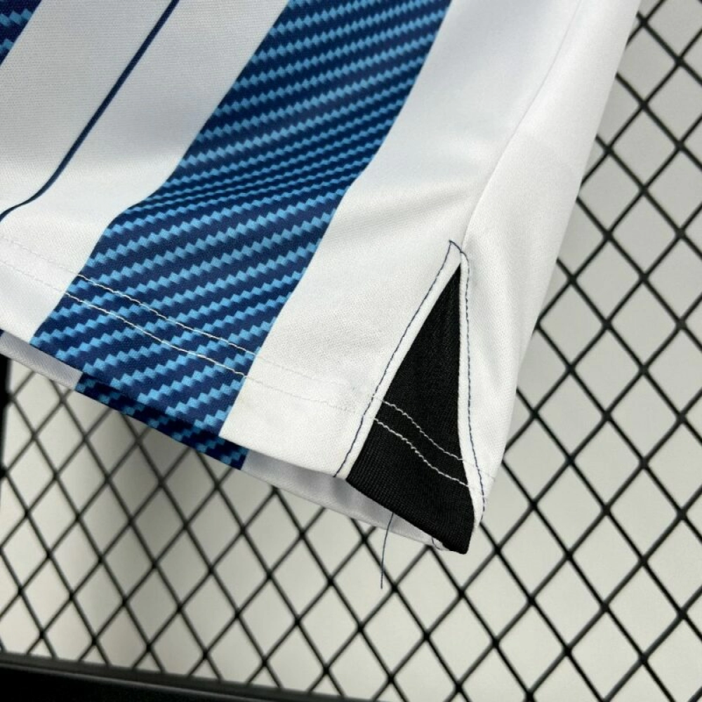 2025/26 قميص ريال سوسيداد 2025/26