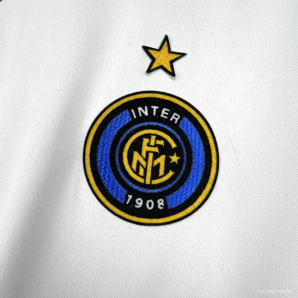 2005/06 قميص إنتر ميلان الرجعي للعب خارج أرضه