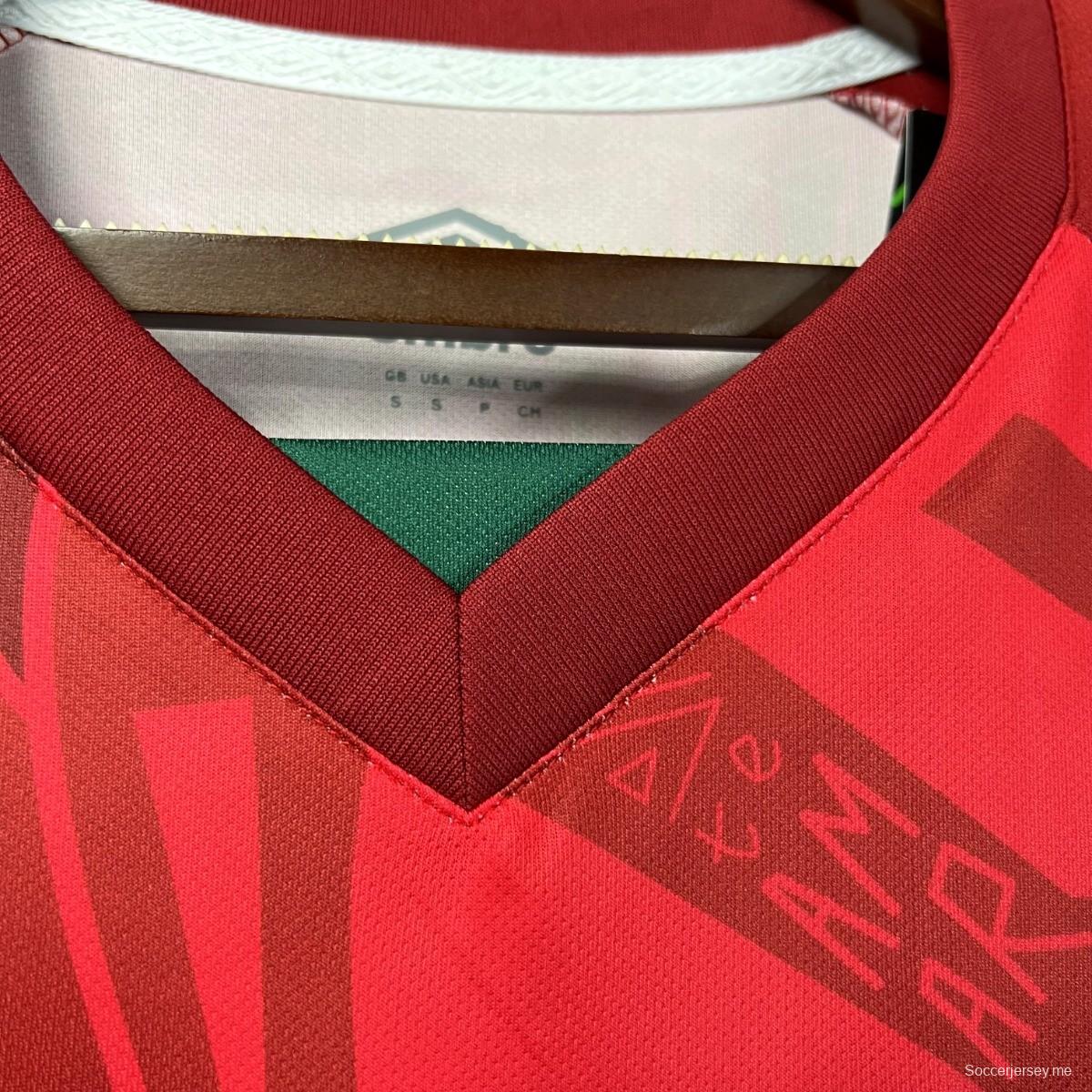 23/24 فلومينينسي 23-24 كل فريق لديه قميص واحد
