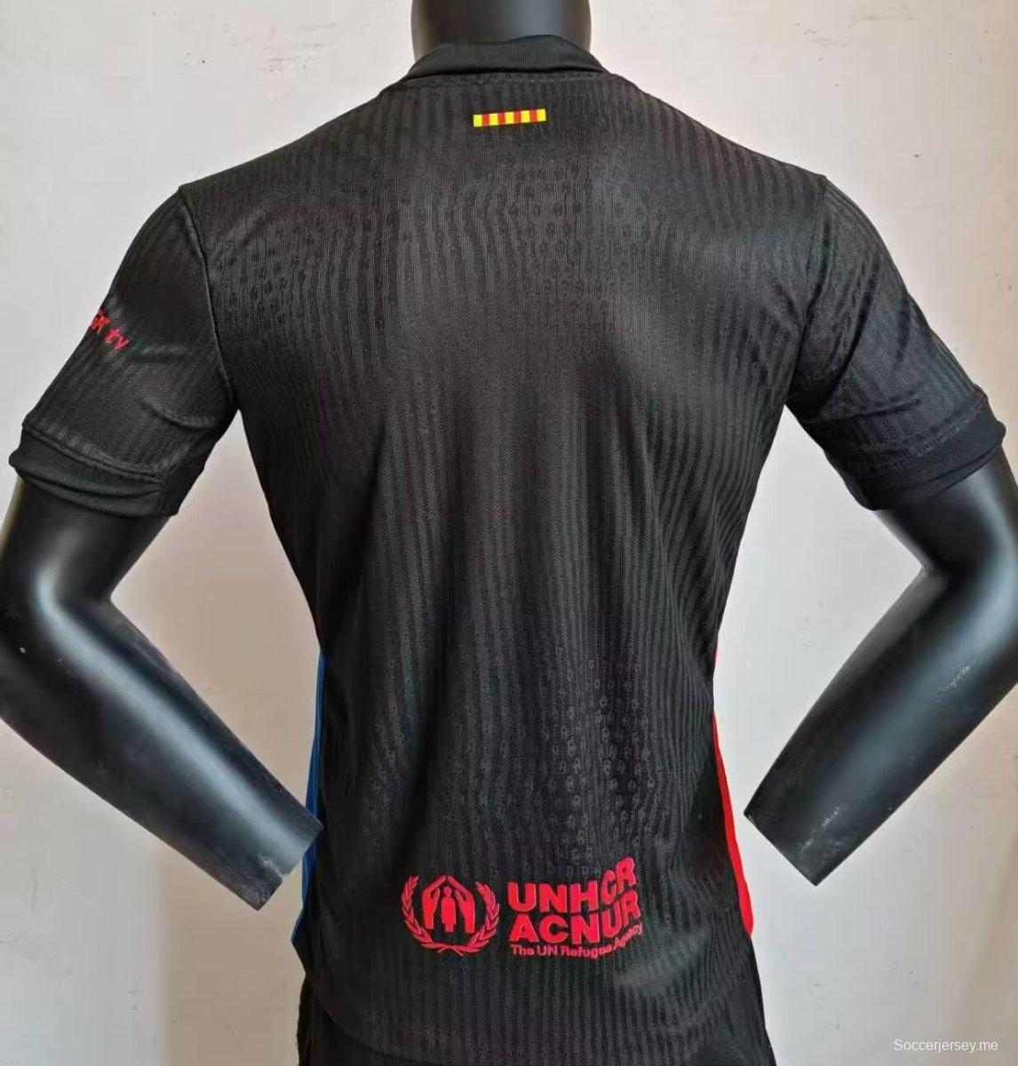 إصدار اللاعب 24/25 قميص برشلونة ذهاباً وإياباً أسود بمناسبة الذكرى 125 لتأسيس برشلونة
