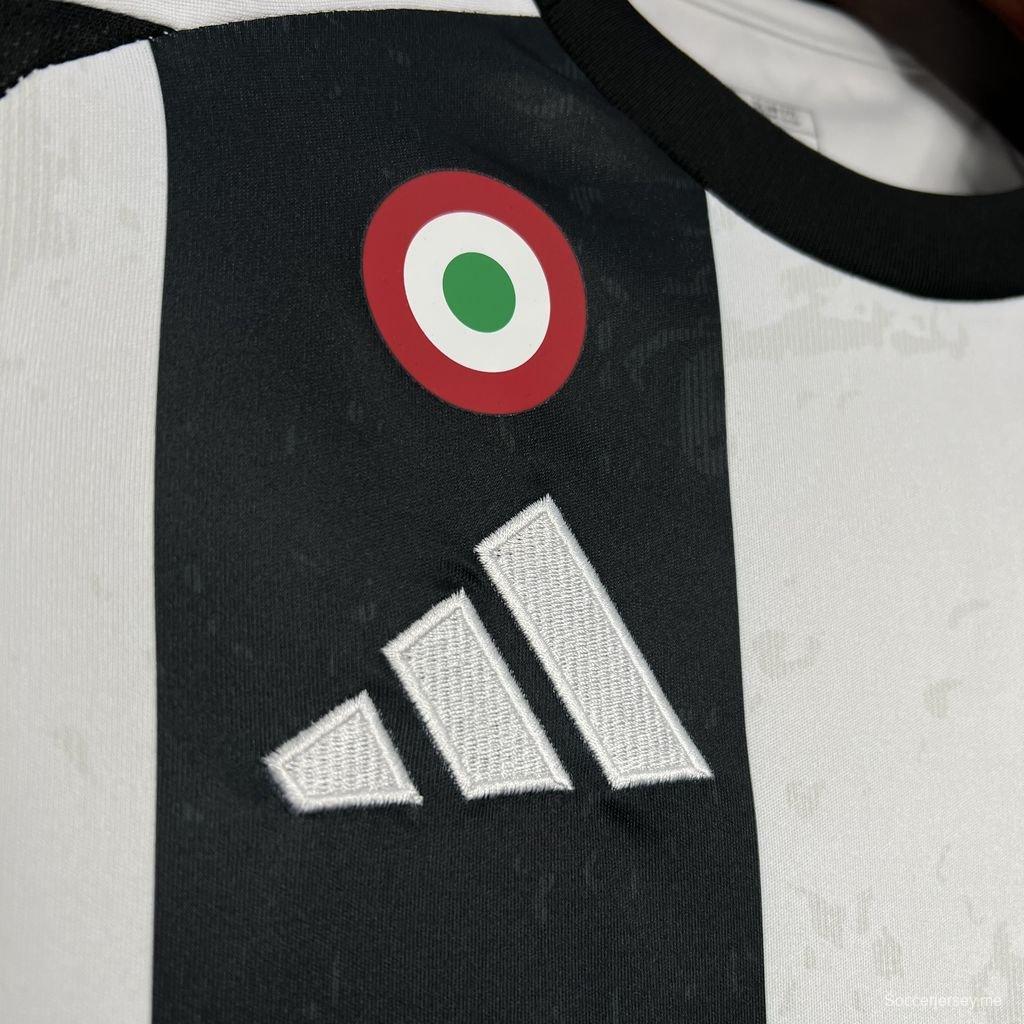 24/25 قميص اليوفنتوس الرئيسي
