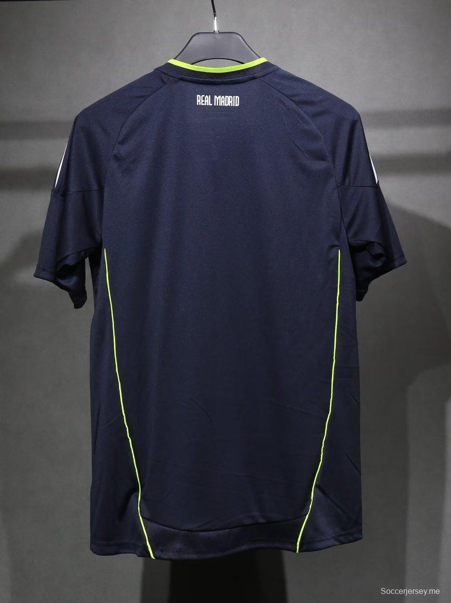 قميص ريترو 09/10 ريال مدريد 09/10 ريال مدريد خارج الديار إصدار اللاعب