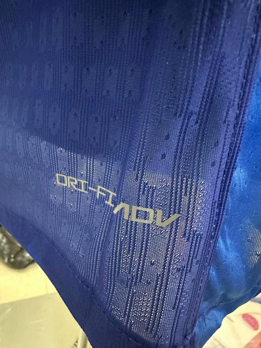 إصدار اللاعب 2025 قميص البرازيل الأزرق خارج الديار 2025