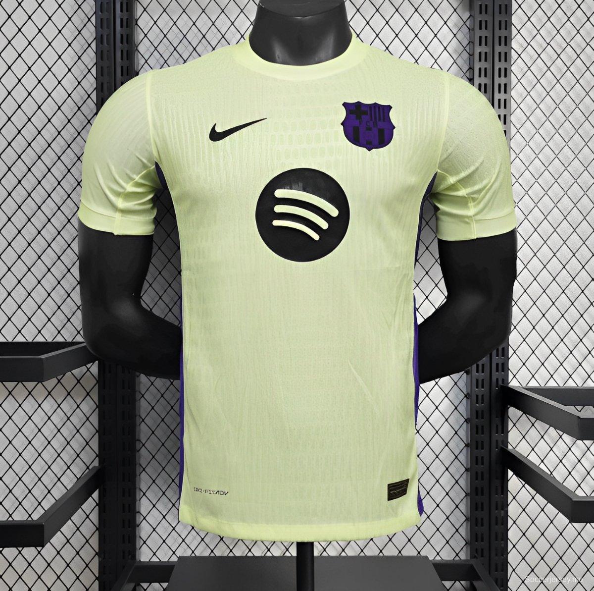 قميص أخضر فاتح اللون الأخضر الفاتح إصدار 25/26 إصدار لاعب برشلونة للذكرى 125 للذكرى السنوية الخاصة