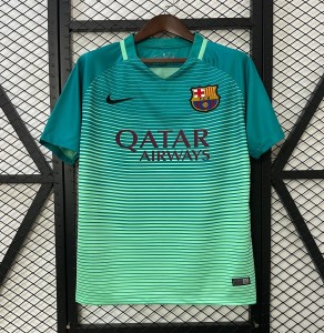 القميص الثالث لبرشلونة 16/17 ريترو برشلونة 16/17