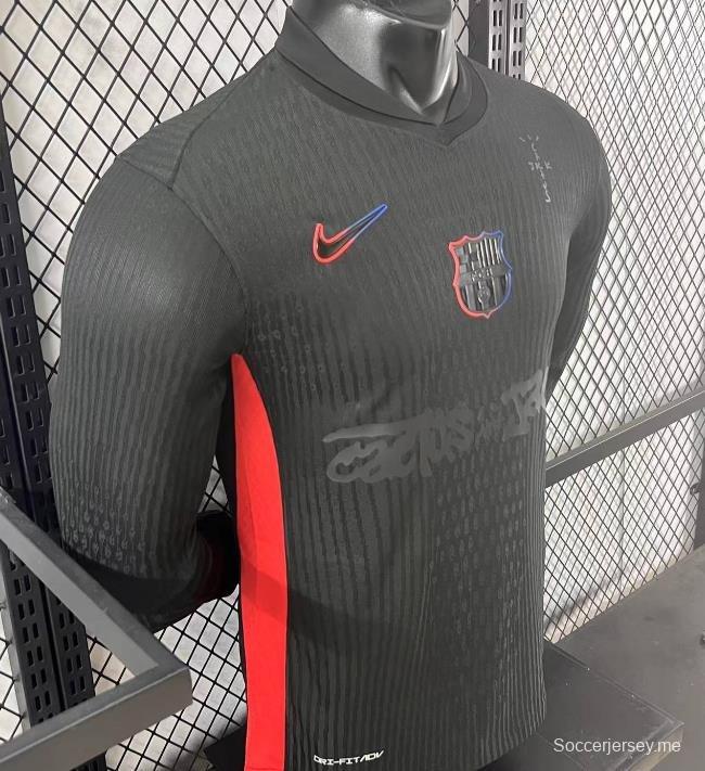 إصدار اللاعب 24/25 برشلونة × ترافيس سكوت قميص بأكمام طويلة الأكمام من برشلونة × ترافيس سكوت