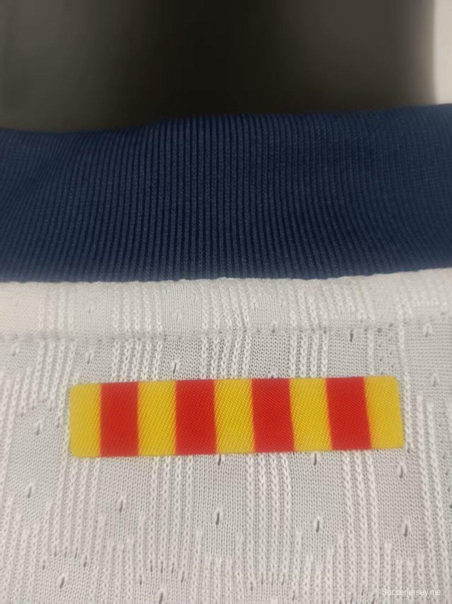 24/25 قميص برشلونة × ترافيس سكوت الأبيض