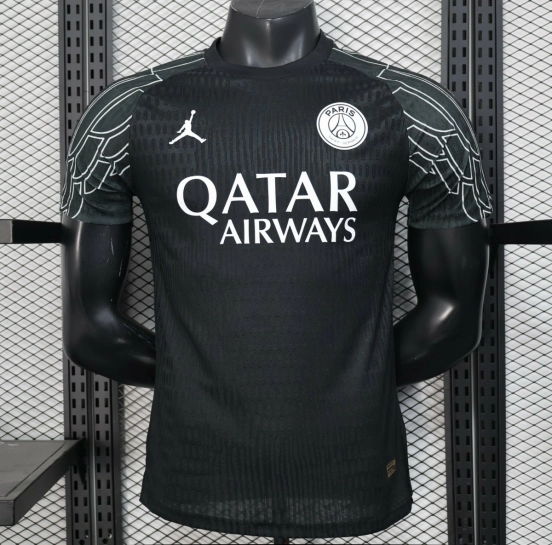 إصدار اللاعب 25/26 قميص حارس مرمى باريس سان جيرمان الأسود