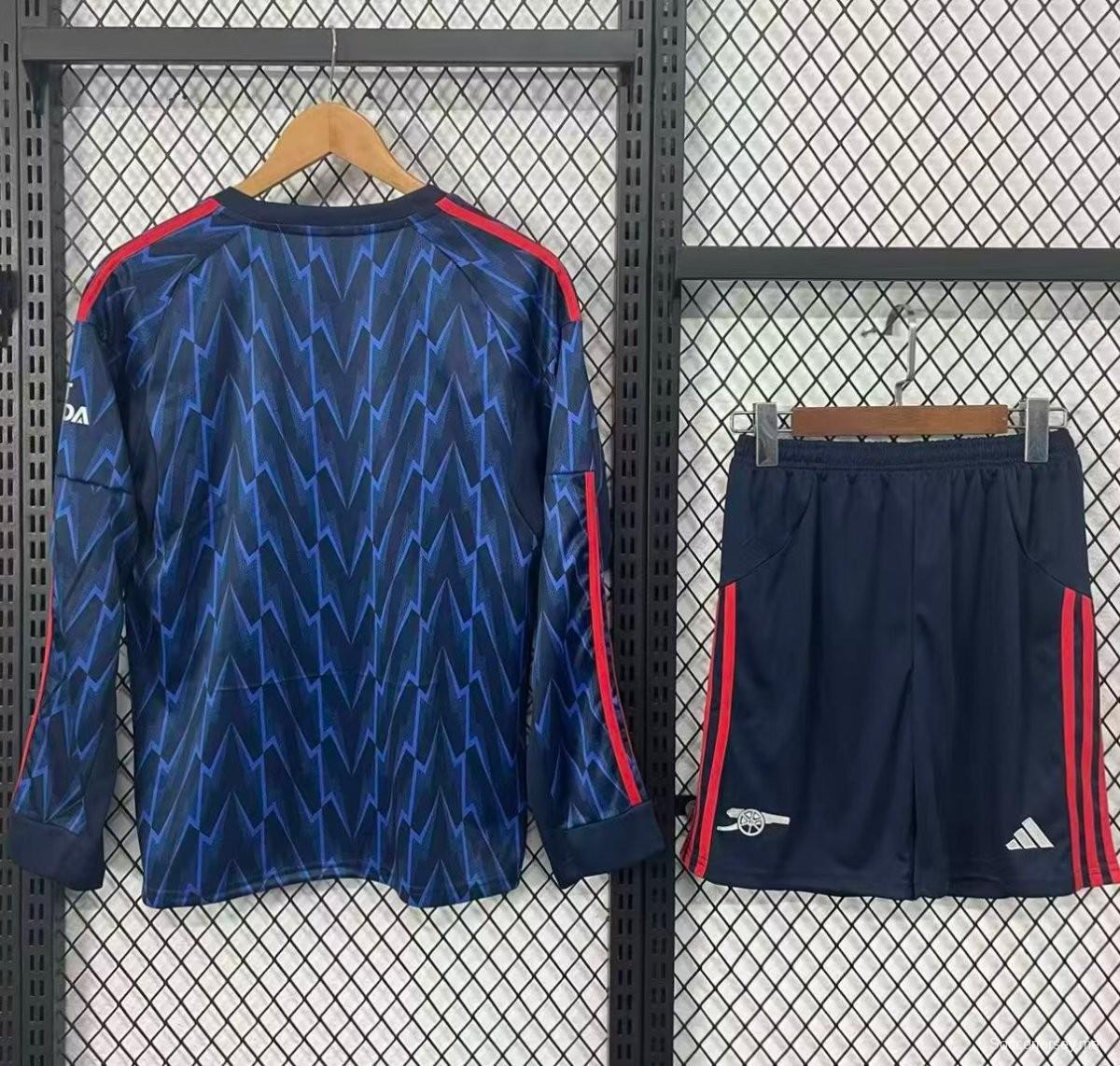 25/26 قميص طويل الأكمام أزرق اللون أزرق اللون لأرسنال أرسنال أرسنال أواي 25/26