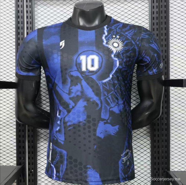 قميص اللاعب الإصدار 2026، طراز "الأرجنتين الأسود والأزرق" (الإصدار الخاص)