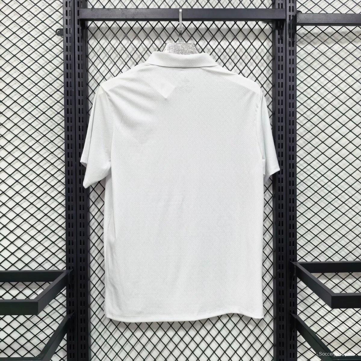 قميص بولو أبيض للأرجنتين لعام 2026