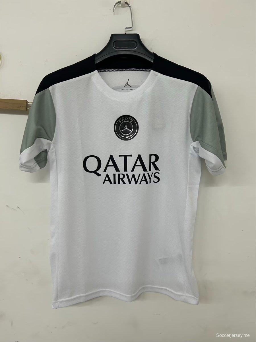 25/26 باريس سان جيرمان - قميص "سترايك نايت إيديشن"