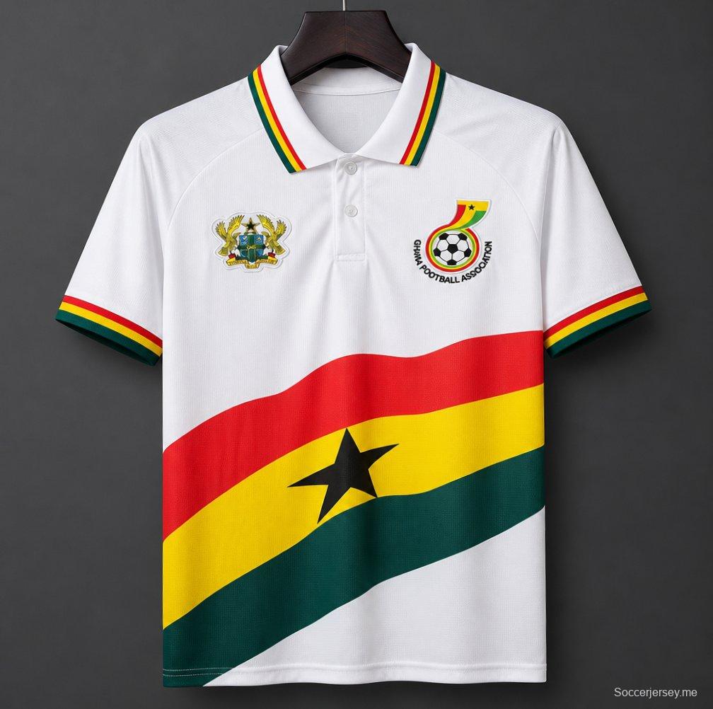 قميص بولو أبيض للمنتخب الغاني لعام 2026