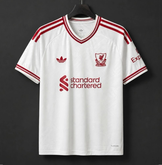 قميص ليفربول للعب خارج أرضه لموسم 2026/2027